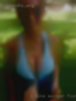 I like swinger Florida to keep fit and love swimming.