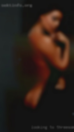 Looking to explore with threesomes stories another female.
